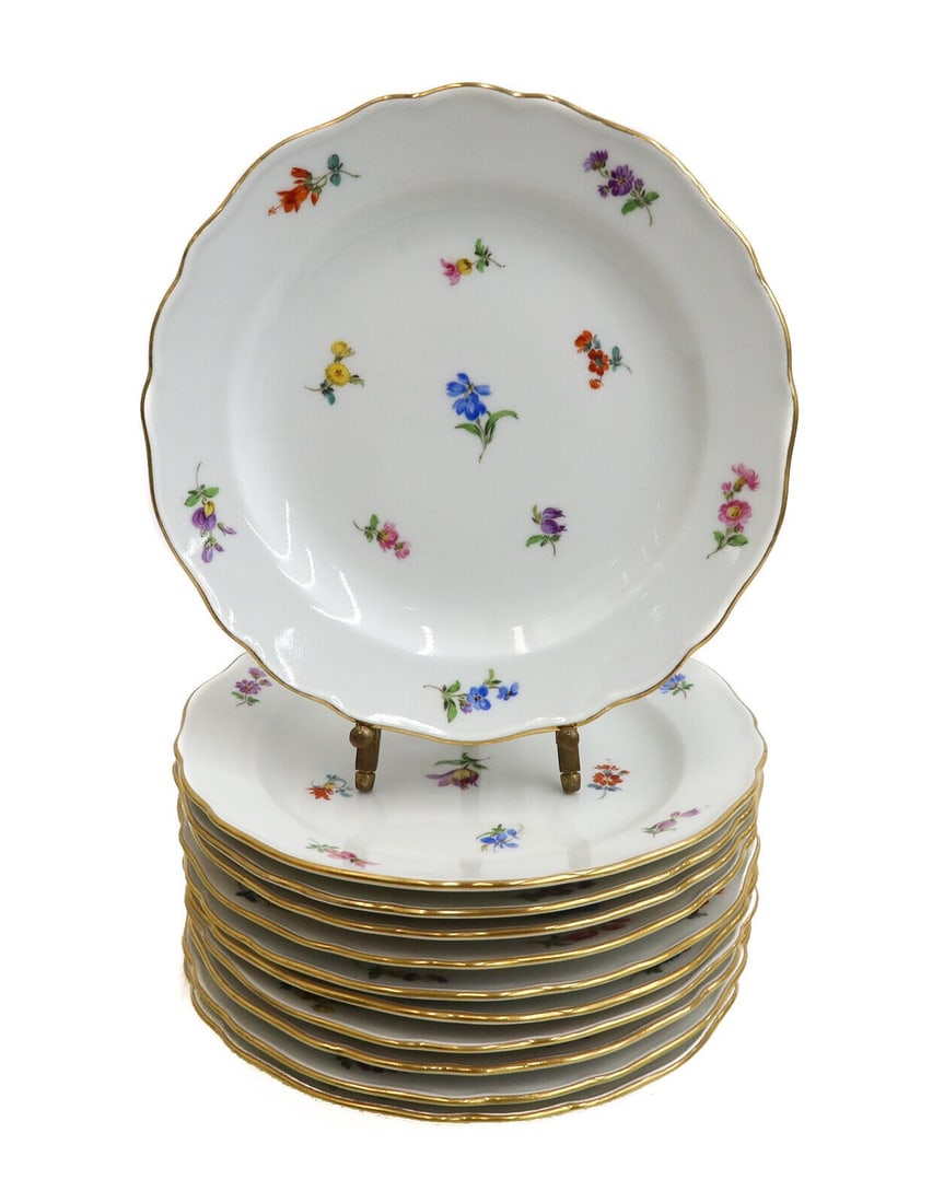 11 Meissen Germany Porcelain Hand Painted Starter or Dessert Plates Early 20th C (1 of 4)
