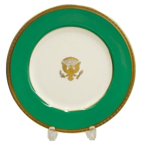 President Jimmy Carter Lenox Porcelain 10.5 inch White House Dinner Plate 1980