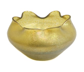 Loetz Gold Fleck Art Glass Ruffled Vase 1st Half 20th Century Pontil Underside