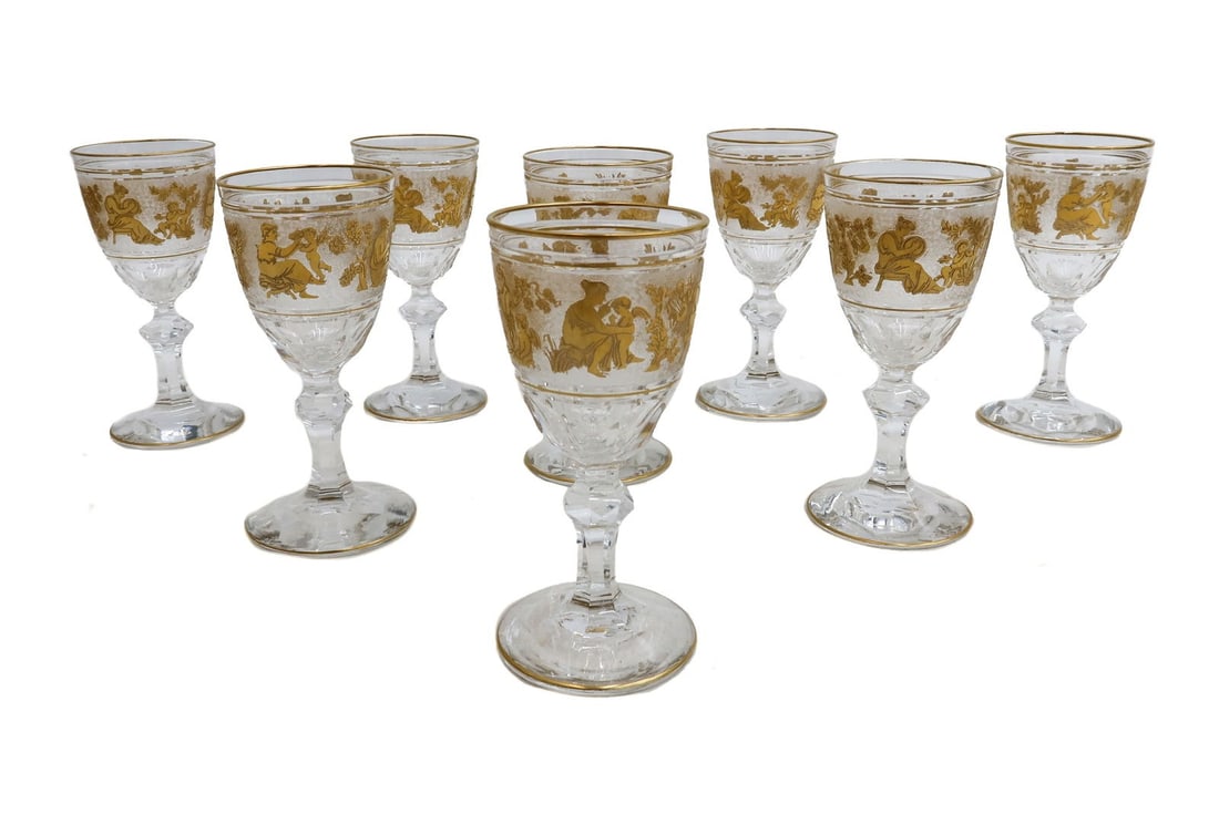 8 Val St Lambert Glass and Gilt Small Wine Goblets in Vas20: 8 Val St Lambert Glass and Gilt Small Wine Goblets in Vas20. Gold encrusted cherubs to central band. Unmarked, but work of Val St. Lambert. Weight Approx., 5 lbs Measures Approx., 2.25 inches diameter