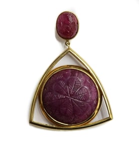 14k Yellow Gold Natural Ruby Carved Floral Necklace Pendant GIA