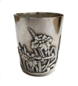 Luen Hing Chinese 90 Silver Small Cup Etched Leaves and Flowers c1920