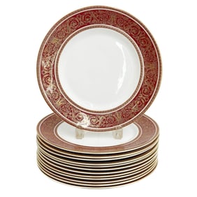 12 + 1 (13) Royal Doulton England Porcelain Dinner Plates in Buckingham Red