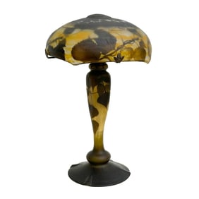 Daum Freres Nancy Acid Etched Cameo Art Glass Table Lamp circa 1910