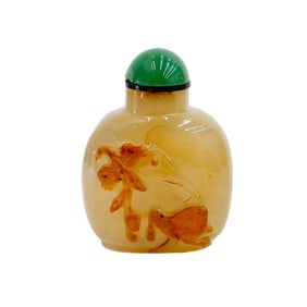 Chinese Carved Chalcedony Agate Snuff Bottle Three Legged Toad circa 1900