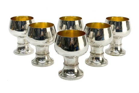 6 Guscelli & Passeri Italian Sterling Silver Gold Wash Beakers FI 283: Six Brandimarte di Guscelli & Passeri Italian sterling silver beakers. Modern silhouette with gilt interiors. Hallmarked "283 FI" mark for Brandimarte di Guscelli & Passeri Florence. Weight