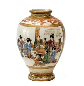 Japanese Kozan Satsuma Vase