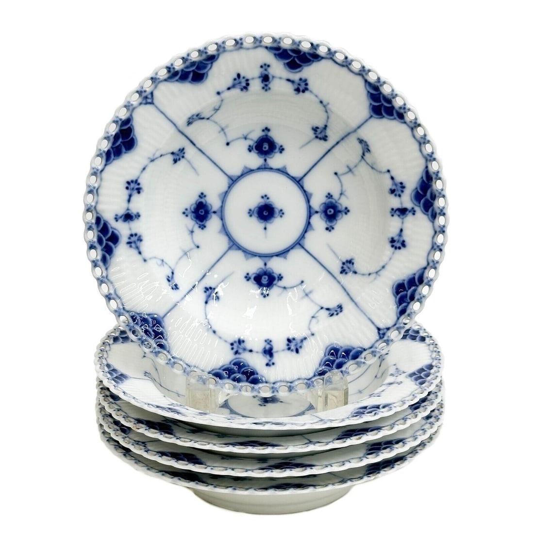 5 Royal Copenhagen Denmark Porcelain Fluted Full Lace Rimmed Soup Bowls c 1820: 5 Royal Copenhagen Denmark Porcelain Fluted Full Lace Rimmed Soup Bowls, circa 1820 possibly earlier. Fluted porcelain with a delicate blue floral design. Full lace border to the rim. Underside with R