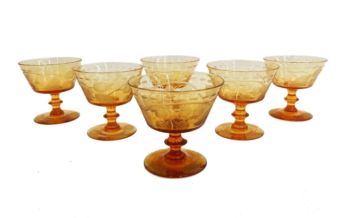 6 Steuben Amber Art Glass Etched 3.5 inch Wine Goblets 1st Half 20th Century: 6 Steuben Amber Art Glass Etched 3.5 inch Wine Goblets 1st Half 20th Century. Etched leaves and black berries to exterior of bowl and etched leaves to base. Pontil underside. Unmarked, work of Steuben