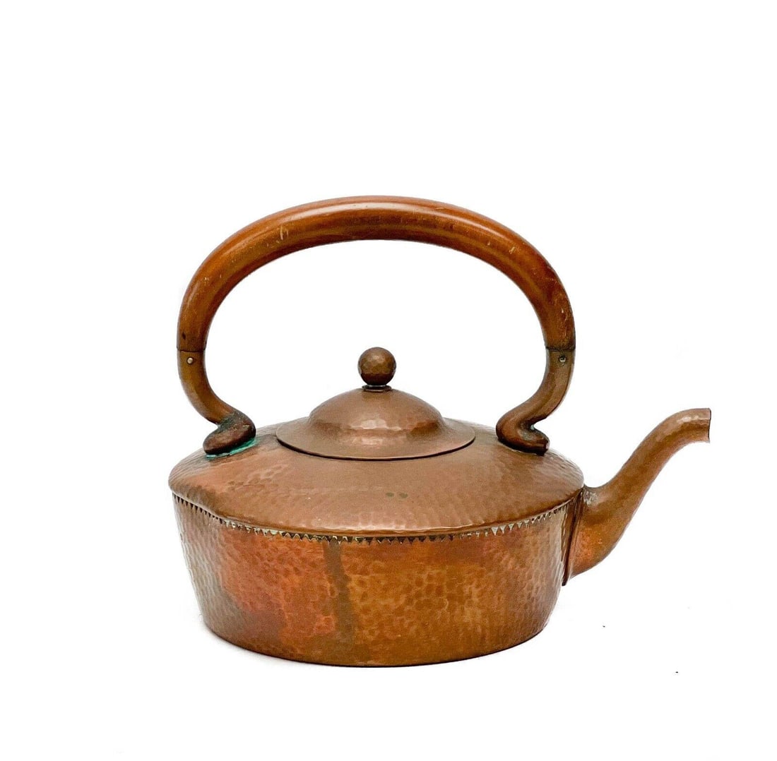 Gorham & Co. Copper Teapot Hand Hammered Finish Wood Handle c. 1920: Gorham & co. copper teapot, circa 1920. A hand hammered finish, wood handle. Underside marked Gorham Co. Y14 P Weight Approx., 1.5 lbs Measures Approx., 7.5 inches x 5.75 inches x 6 inches tall Domest