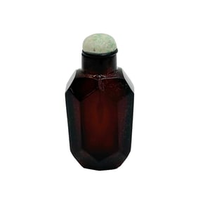 Chinese Snuff Bottle Deep Red Glass circa 1800