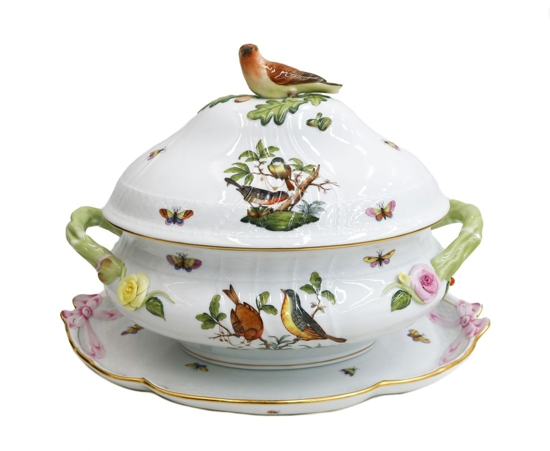Herend Hungary Rothschilds Hand Painted Porcelain Lidded Tureen and Underplate (1 of 14)