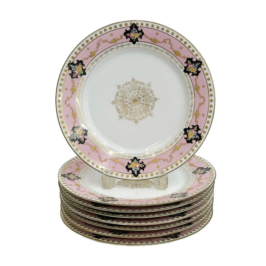 8 Limoges France GD & Cie Avenir 9.6 in Porcelain Plates Pink: 8 Limoges France GD & Cie Avenir Porcelain Plates. A pink ground to the edge, gilt accents, panels with florals. Underside marked Limoges France GD & Cie Avenir. Weight: Approx. 8.5 lbs Measurements: