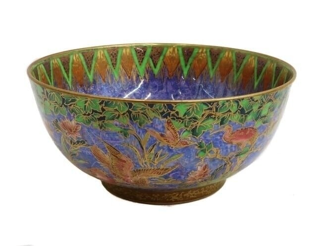 Wedgwood England Fairyland Luster Bowl in Argus Pheasant #Z5486 circa 1925 (1 of 9)