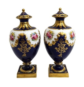 Pair Wedgwood England Hand Painted Porcelain and Gilt Covered Urns circa 1900