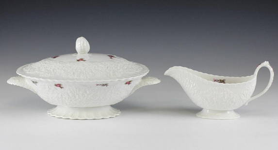 2pc Spoon Bride Billingsley Rose Oval Tureen and Gravy Sauce Boat: 2pc Spode Billingsley bridal pink oval covered tureen and gravy / boat sauce Measurements: Approx. tureen 13.5 inches handle to handle x 8 inches x 6.5 inches height sauce 9 inches handle to spout, he