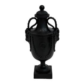 Humphrey Palmer Hanley Black Basalt Neoclassical Urn circa 1770