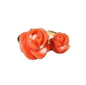 Dolce and Gabbana 18k Yellow Gold Carved Coral Roses Ring Size 6.75