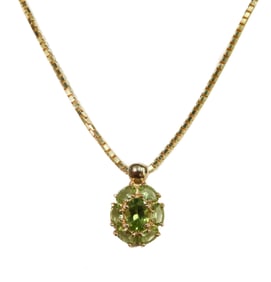14k Yellow Gold and Peridot Floral Box Chain Necklace