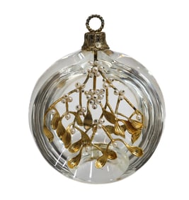 Steuben Glass Sculpture - Mistletoe Christmas Ornament - by Donald Pollard