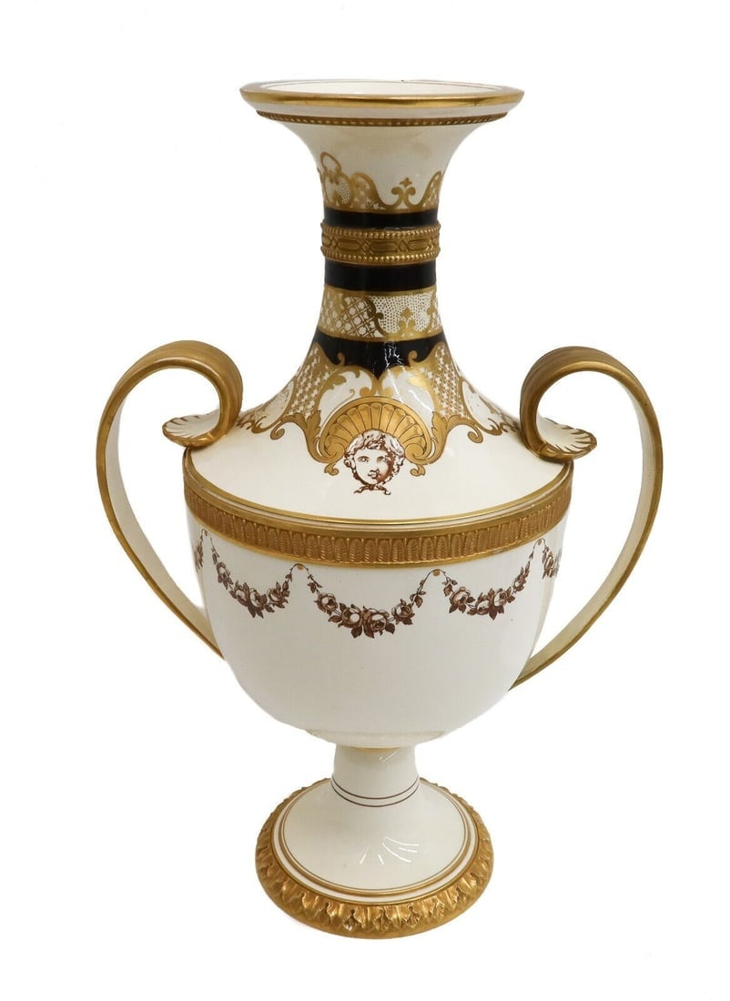 Wedgwood Creamware English Porcelain Twin Handled Footed Vase circa 1860 (1 of 9)