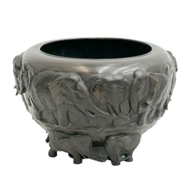 Genryusai Seiya Bronze Okimono Elephant Planter Bowl late 19th Century