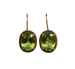 14k Yellow Gold Peridot Lever Back Earrings