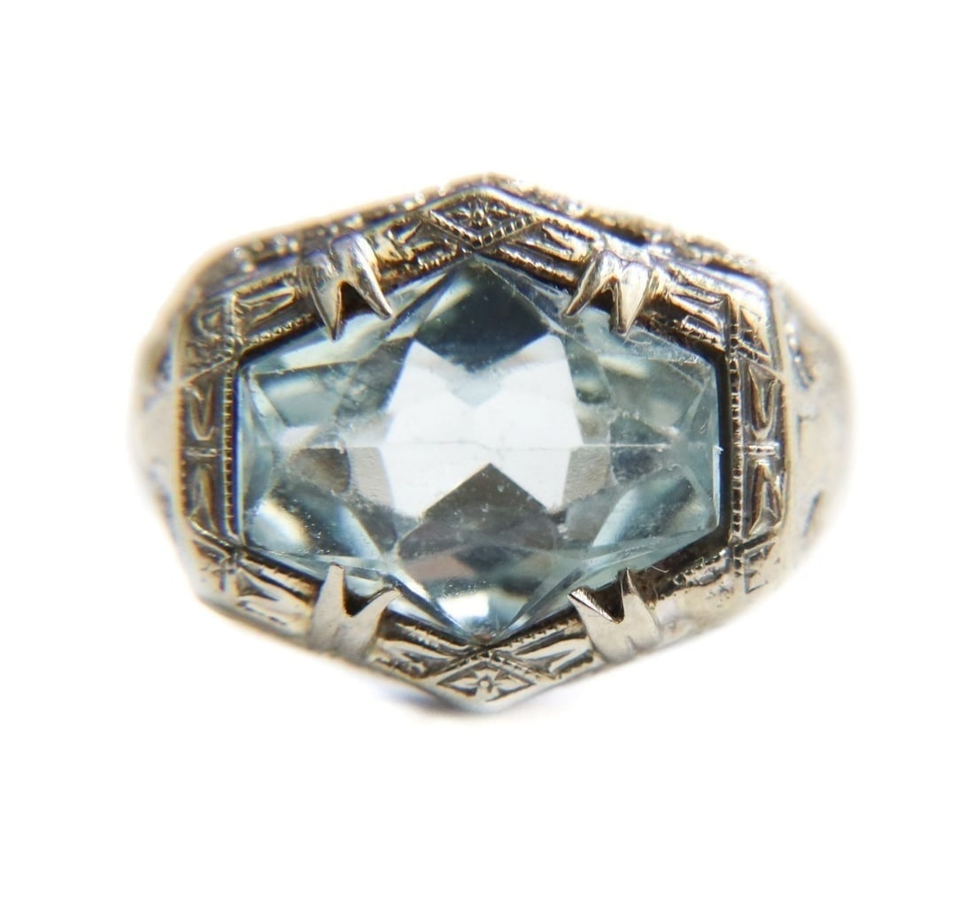 14k White Gold and Aquamarine Art Deco Ring, Size 3.5 (1 of 7)