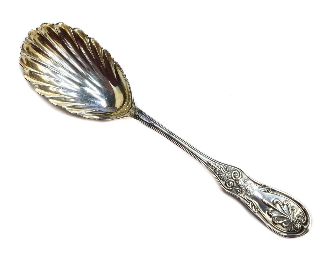 Tiffany & Co. Gilt Sterling Silver Solid Berry Shell Spoon in Saratoga c1900 (1 of 8)
