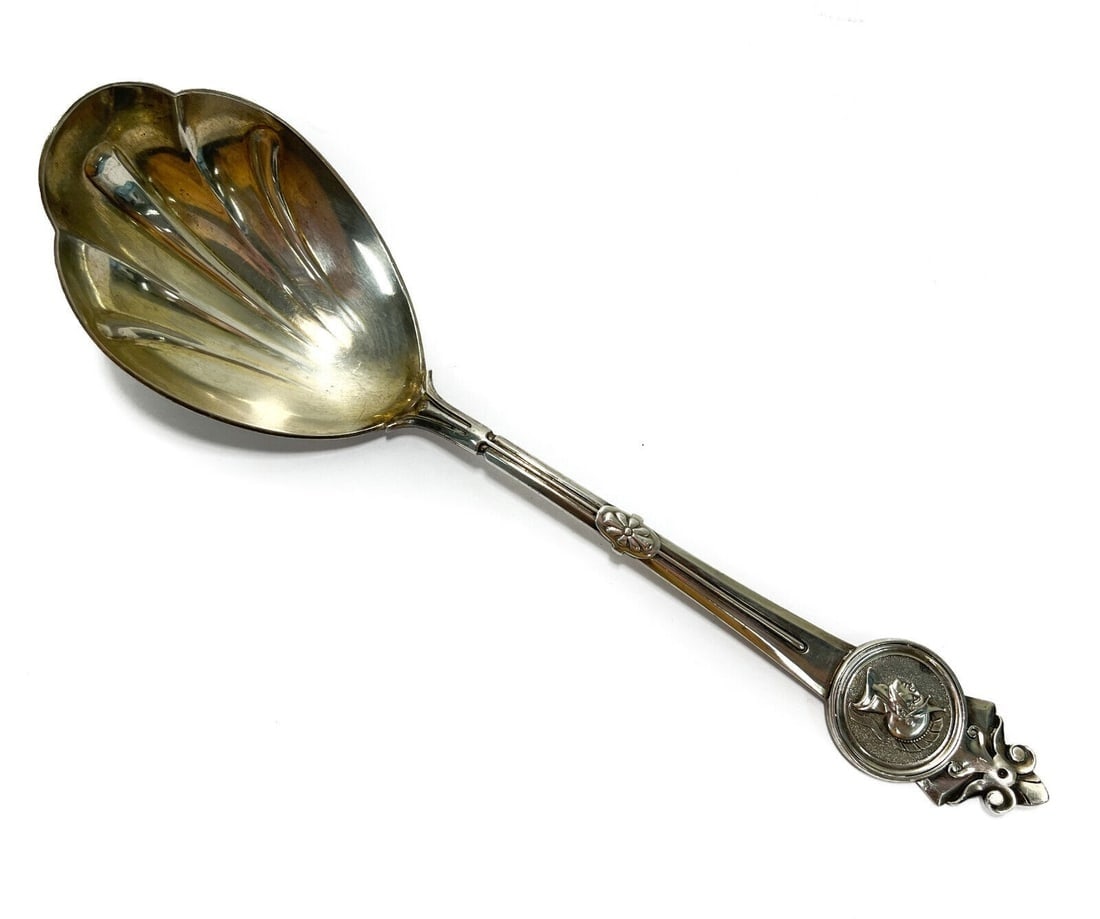 Gorham Sterling Silver Medallion Scalloped Bowl Serving Spoon, Late 19th Century (1 of 5)