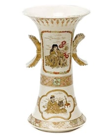 Japanese Satsuma Hand Painted Porcelain Twin Handled Vase Meiji Period