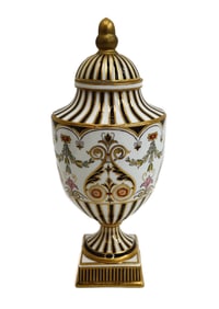 Wedgwood England Hand Painted Porcelain and Gilt Covered Urn circa 1880