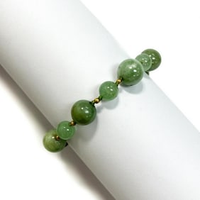 14k Yellow Gold and Jade Single Strand Bracelet