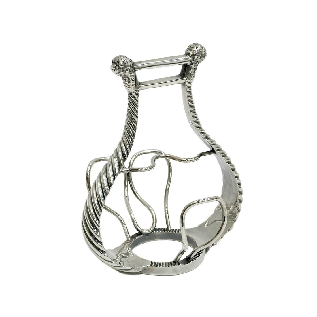 Hermes Paris Silver Plate Pipe or Cigar Holder Lyre Form circa 1950: Hermes Paris Silver Plate Pipe or Cigar Holder Lyre Form, circa 1950. Lyre form holder with figural lions heads to the tops. Underside marked Hermes Paris French silverplate hallmarks for Ravinet d'En