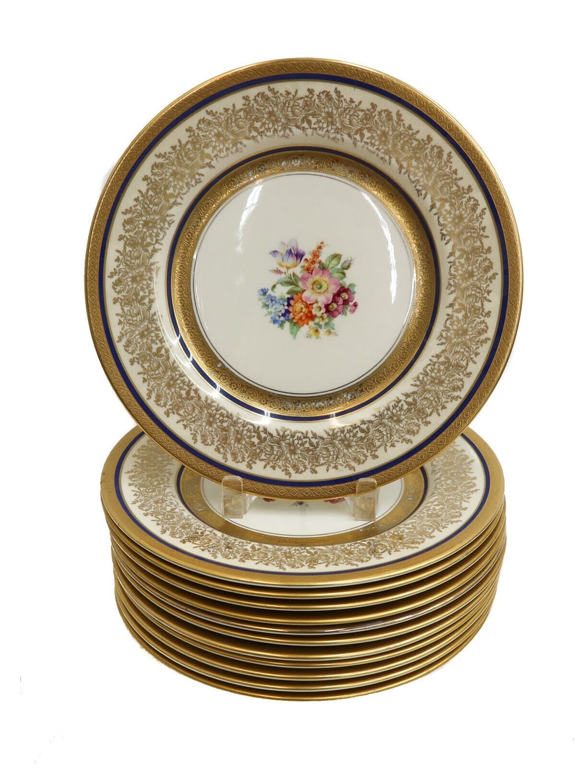 12 Edgerton Porcelain Dinner Plates Gilt and Floral Bouquets circa 1940 (1 of 9)