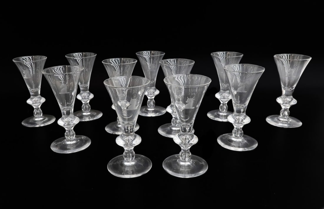 11 Steuben Art Glass Sherry Wine Goblets in #7737 Heraldic Emblem Signed (1 of 8)