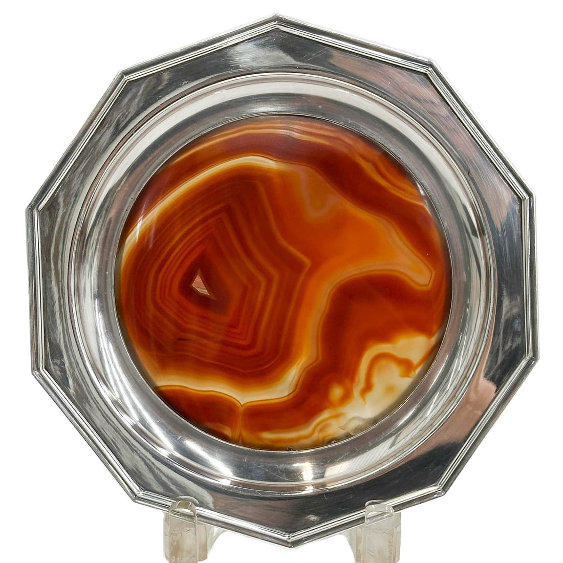 Continental Banded Agate Agate Silver Plate Mounted Hexagonal Plate early 20th c: Continental Red Banded Agate Silver Plate Mounted Hexagonal Plate, early 20th century. Unidentified maker's mark. Weight: Approx. 1 lb Measurements: Approx. 9 inches x 8.625 inches Condition: Good ove