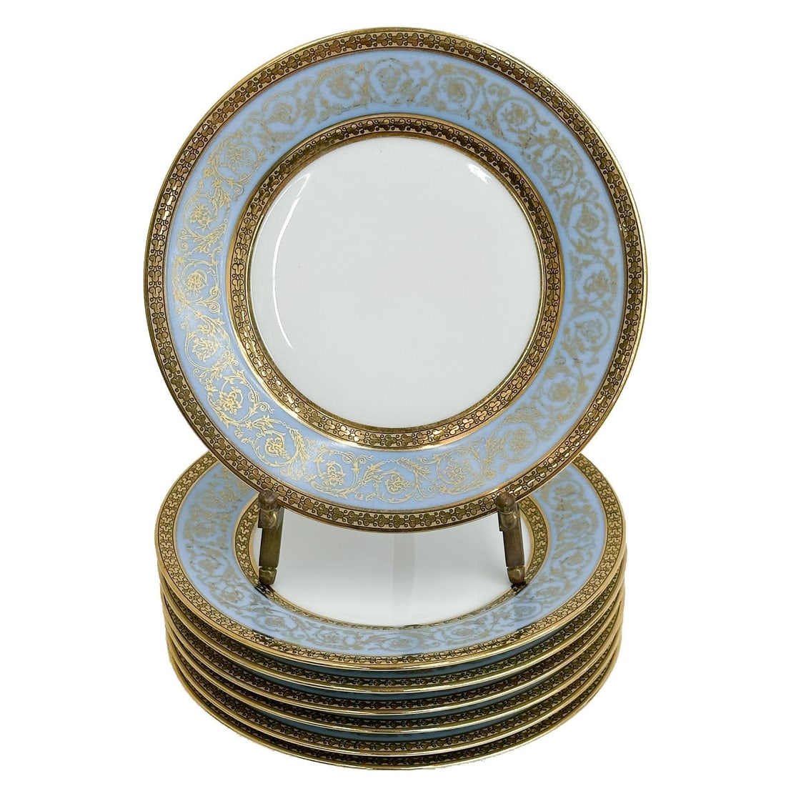 7 Ch Field Haviland Limoges France Porcelain Bread Plates Edith Blue c1920: 7 Charles Field Haviland Limoges France Porcelain Bread Plates in Edith Blue, circa 1920. A blue ground to the edge with gilt accents. Underside marked for Ch Field Haviland Limoges France. Weight: Ap