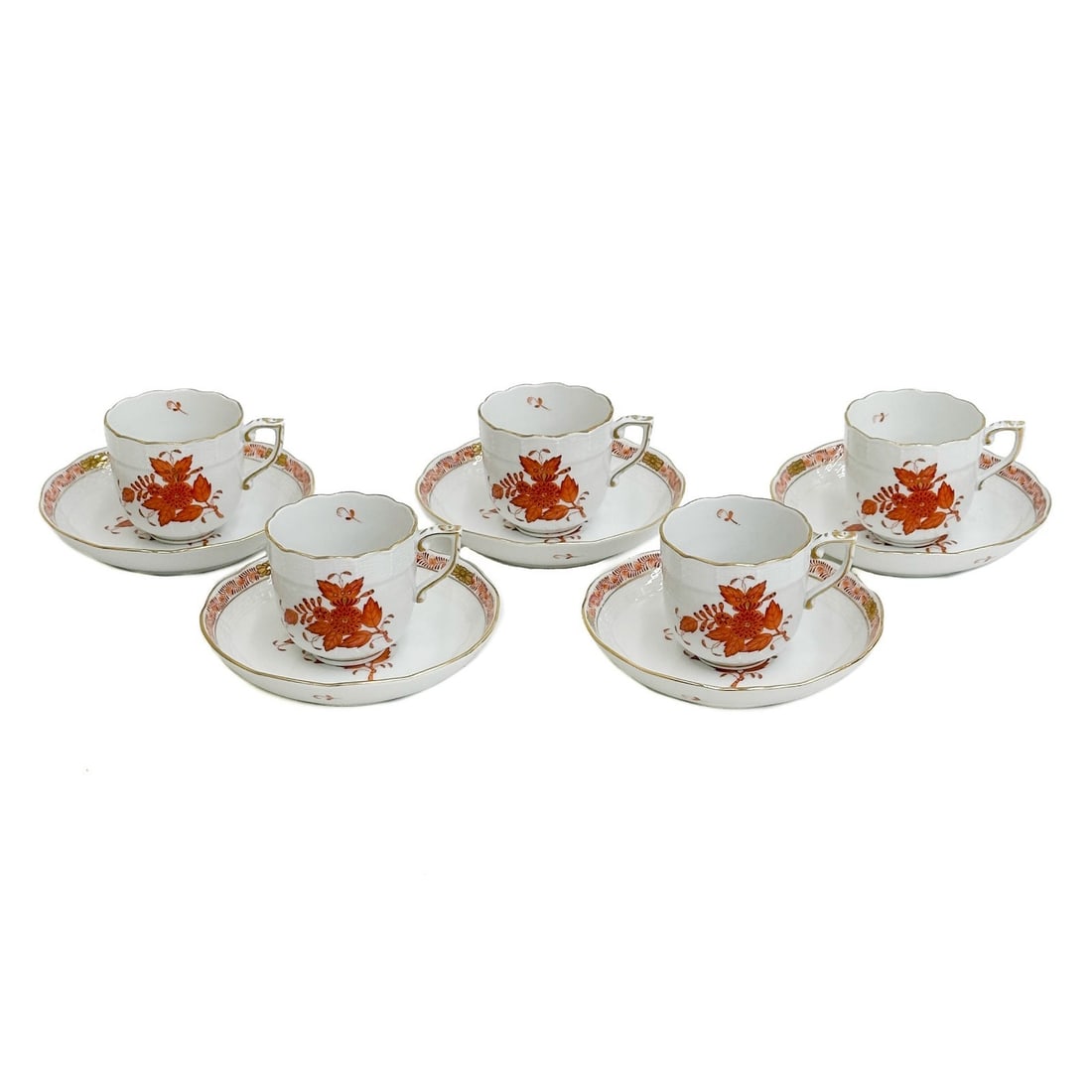5 Herend Hungary Porcelain Chinese Bouquet Rust Demitasse Cup & Saucers 707 AOG: 5 Herend Hungary Porcelain Chinese Bouquet Rust Demitasse Cup & Saucers. A white ground, textured basketweave edge, rust-colored florals with gilt accents. Underside marked for Herend Hungary 707 AOG