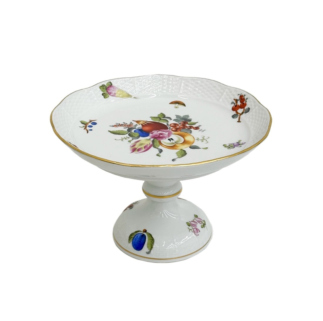 Herend Hungary Fruits & Flowers Painted Porcelain Compote Tall Comport 311 BFR: Herend Hungary Hand Painted Porcelain Compote or Tall Comport in Fruits and Flowers. Hand painted fruits and florals. Underside marked Herend Hungary 311 BFR 120 Weight: Approx. 2 lbs Measurements: Ap