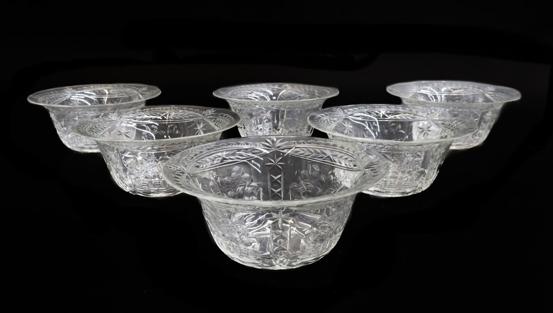 6 English Cut Glass Emulating Rock Crystal Berry Fruit Bowls Early 20 Century: 6 English cut glass emulating rock crystal berry fruit bowls, Early 20 Century. Engraved fruit baskets, and star designs throughout.Weight: Approx. 4 lb Measurements: Approx. 5 inches diameter x 2 inc