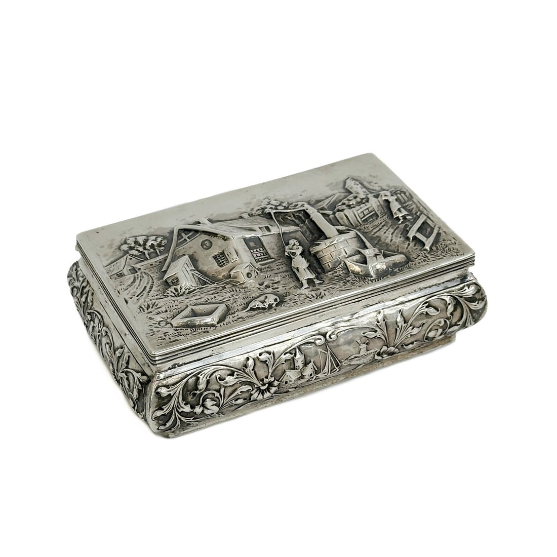 Dutch 833 Repousse Silver Box Village Scene 1903 (1 of 8)