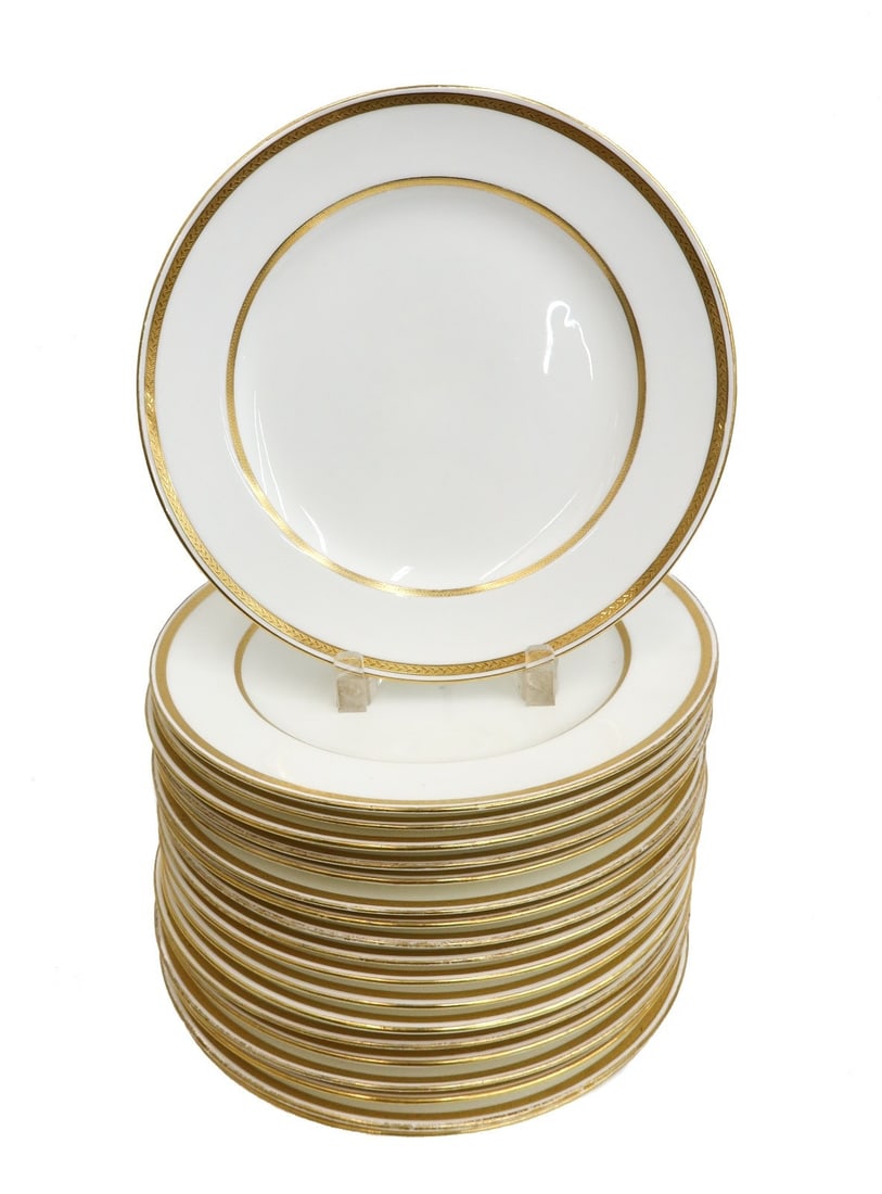 19 Minton England for Tiffany & Co Porcelain Dinner Plates circa 1910 (1 of 7)