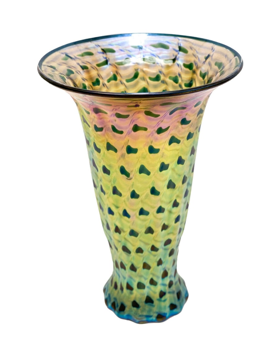 Lundberg Studio Glass Gold Favrile Flared Trumpet Green Cheetah Vase, 2011: Lundberg Studio Glass gold favrile flared trumpet green cheetah vase, 2011. A gold iridescent base with tints of red towards the top and green to the base. Green cheetah pattern throughout. Marked Lun