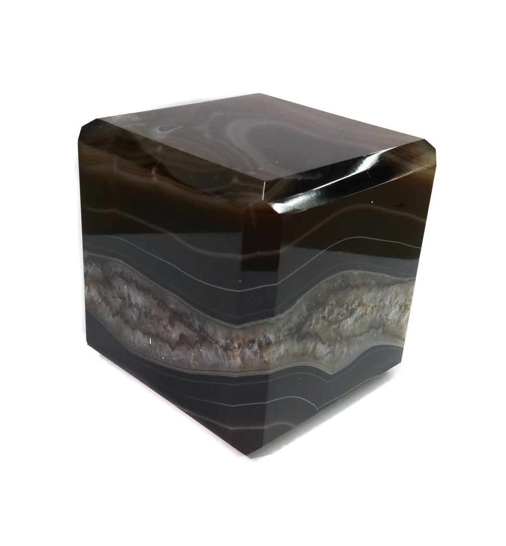 Vintage Continental Solid Carved Brown White Banded Agate Paperweight: Vintage Continental solid carved brown and white banded agate paperweight. Beveled edges Weight: Approx. 460 grams Measurements: Approx. 2.25 inches x 2.25 inches x 2.25 inches Condition: Very good co