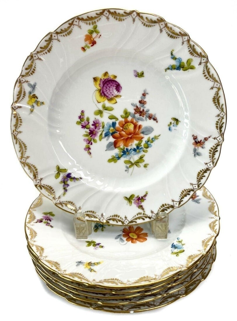 6 Richard Klemm Dresden Dessert Hand Painted Plates with Flowers and Gilt c1930 (1 of 5)