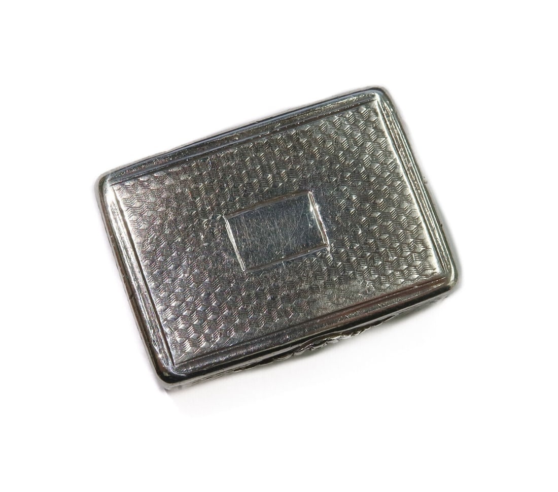 Nathaniel Mills Birmingham English Sterling Silver Vinaigrette Box 1836: Nathaniel Mills Birmingham English sterling silver vinaigrette box, 1836. Engine turn exterior with open monogram to lid and a gilt interior with pierced grate. Interior of lid and base with Nathaniel