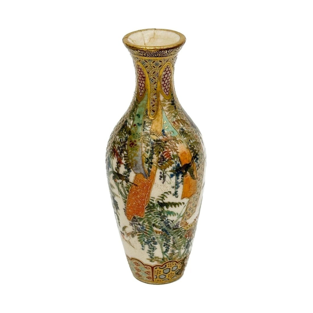 Kinkozan Satsuma Japanese Hand Painted Miniature Porcelain Vase Ribbons Wisteria: Kinkozan Satsuma Japanese Hand Painted Miniature Porcelain Vase, Meiji period. Hand painted colorful wisteria flowers and ribbons, gilt accents. Underside marked Kinkozan. Weight: Approx. less than .5