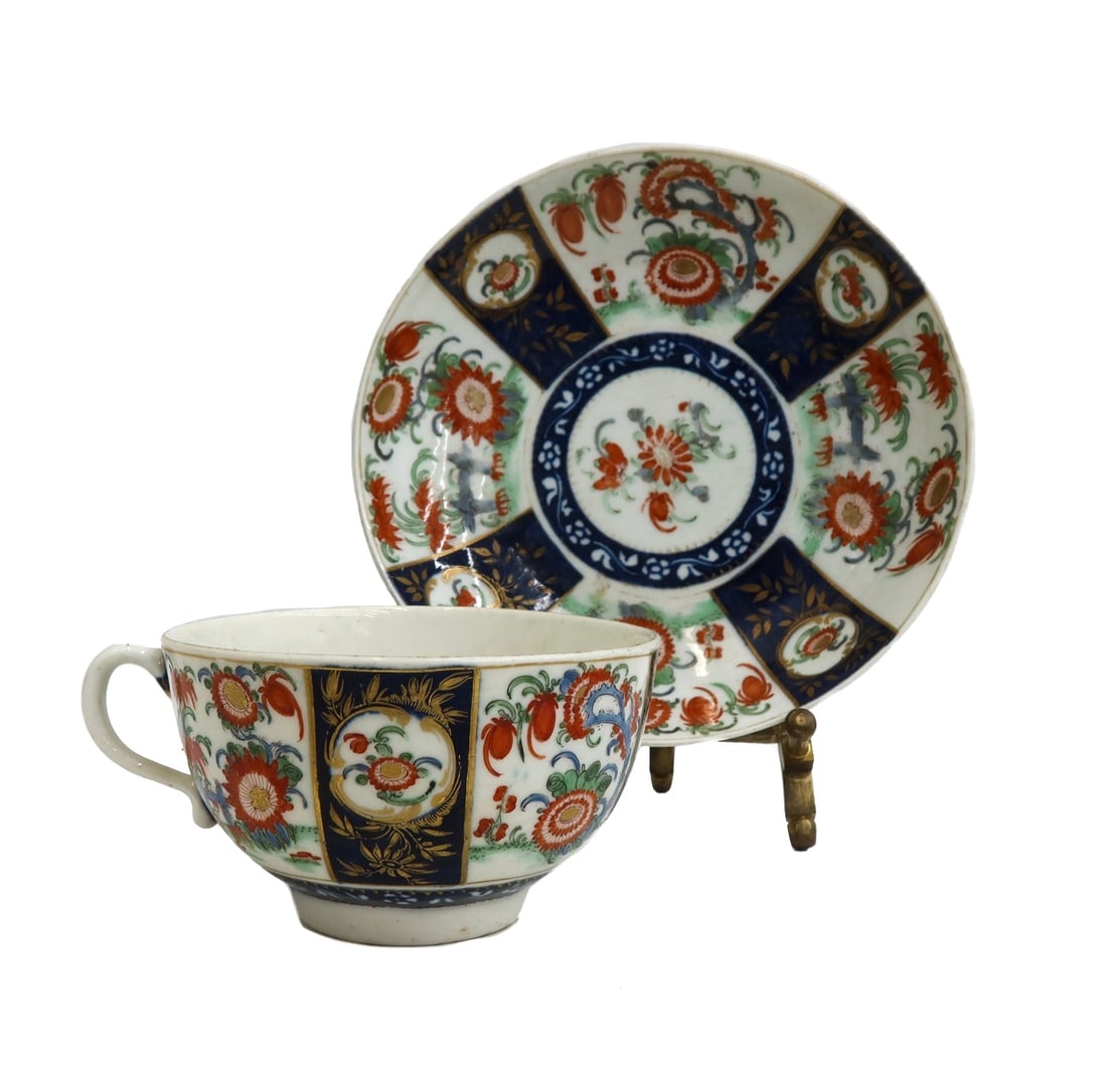 Royal Worcester England Porcelain Cup and Saucer Queen's Pattern Imari c1770 (1 of 7)