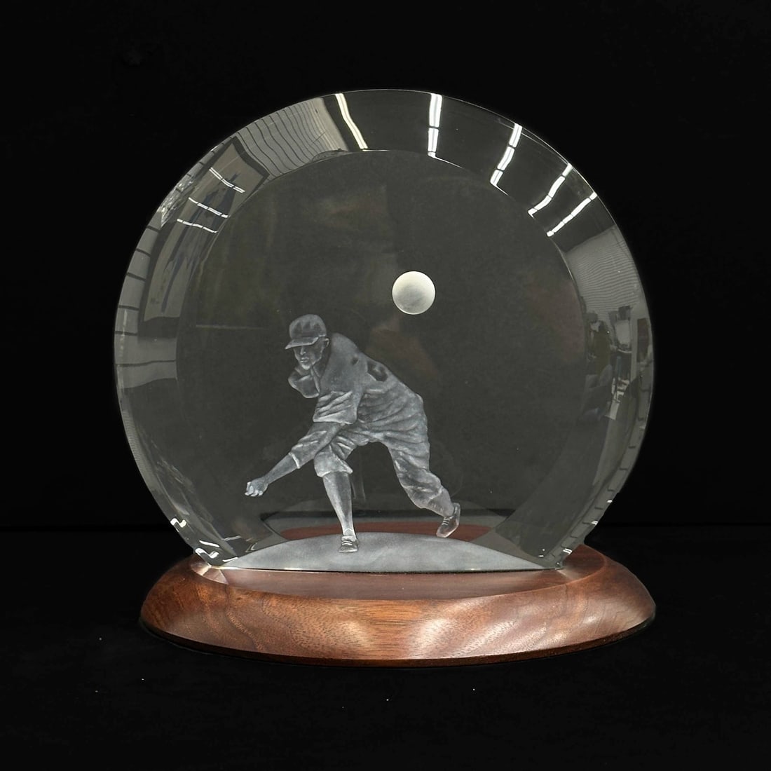 Steuben Art Glass Baseball Pitcher The Pitch Sculpture by Joel A Smith Signed (1 of 8)